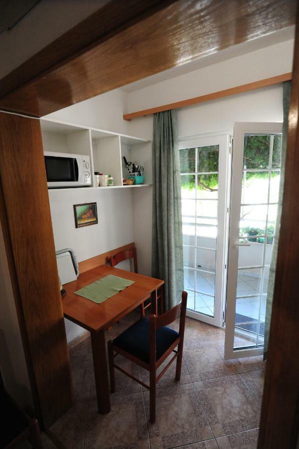 Milic Apartments Makarska Exteriör bild