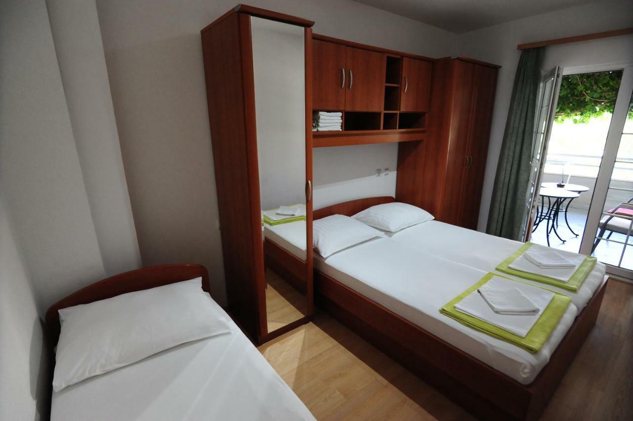Milic Apartments Makarska Exteriör bild